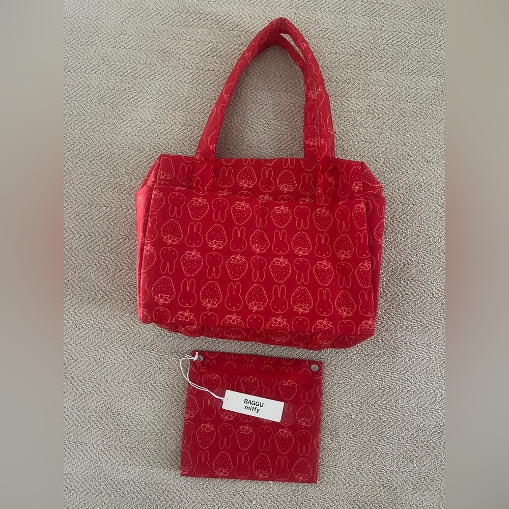 BAGGU Red Tote with Bunny Print and matching Baggu crescent bag.